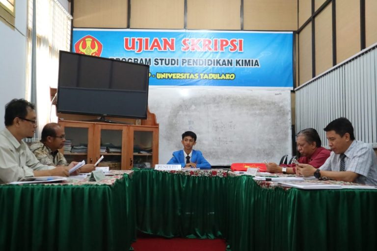 Lulusan Tercepat Mahasiswa Angkatan 2014 PSPK