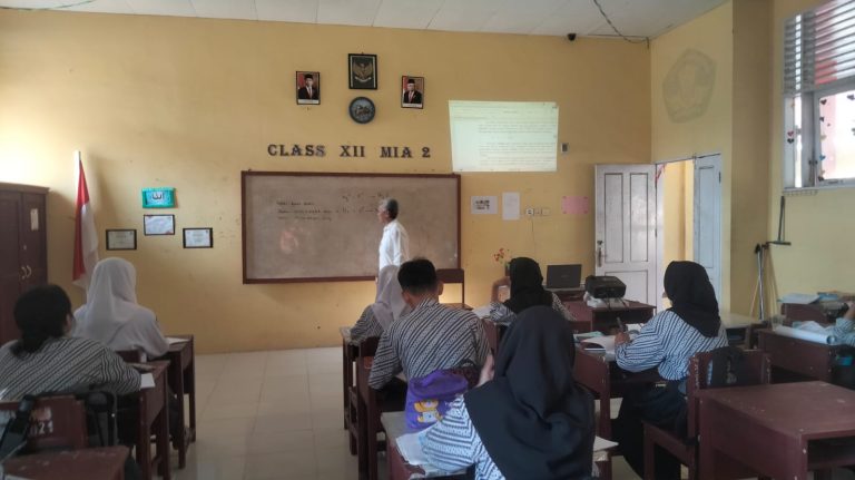 Sosialisasi Program Studi Pendidikan Kimia di Kabupaten Donggala